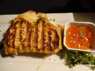 Over_The_Moon_Cafe_2021_103.jpg Over_The_Moon_Cafe_2021_103.jpg